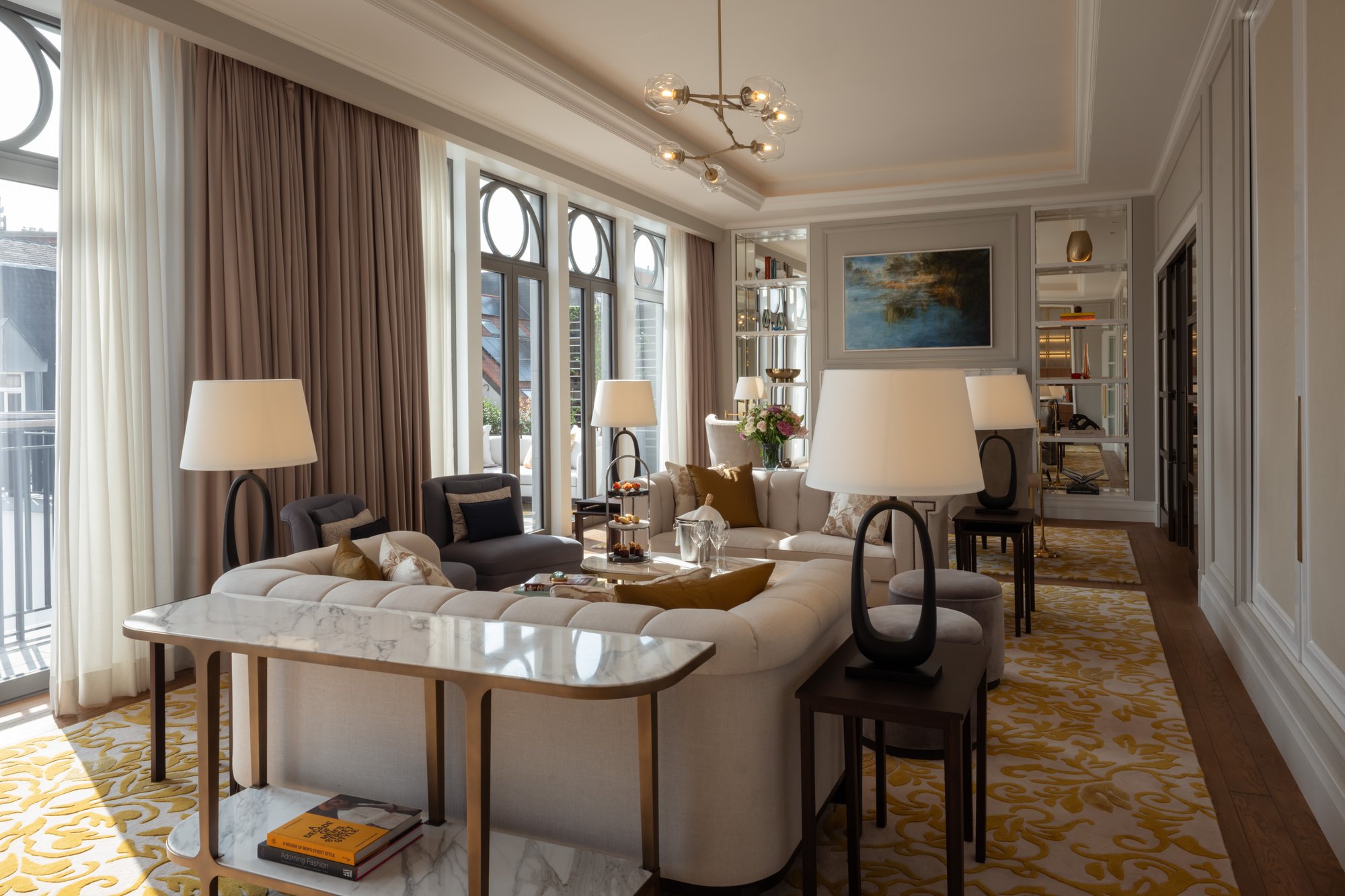 CHB_Penthouse_403_LivingRoom_WhatTheFox-0030