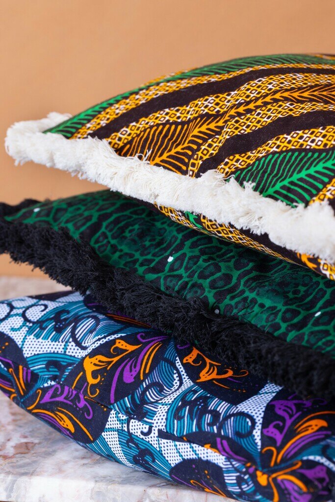 Sarah-Yuma-Cushions-with-African-Textiles-1