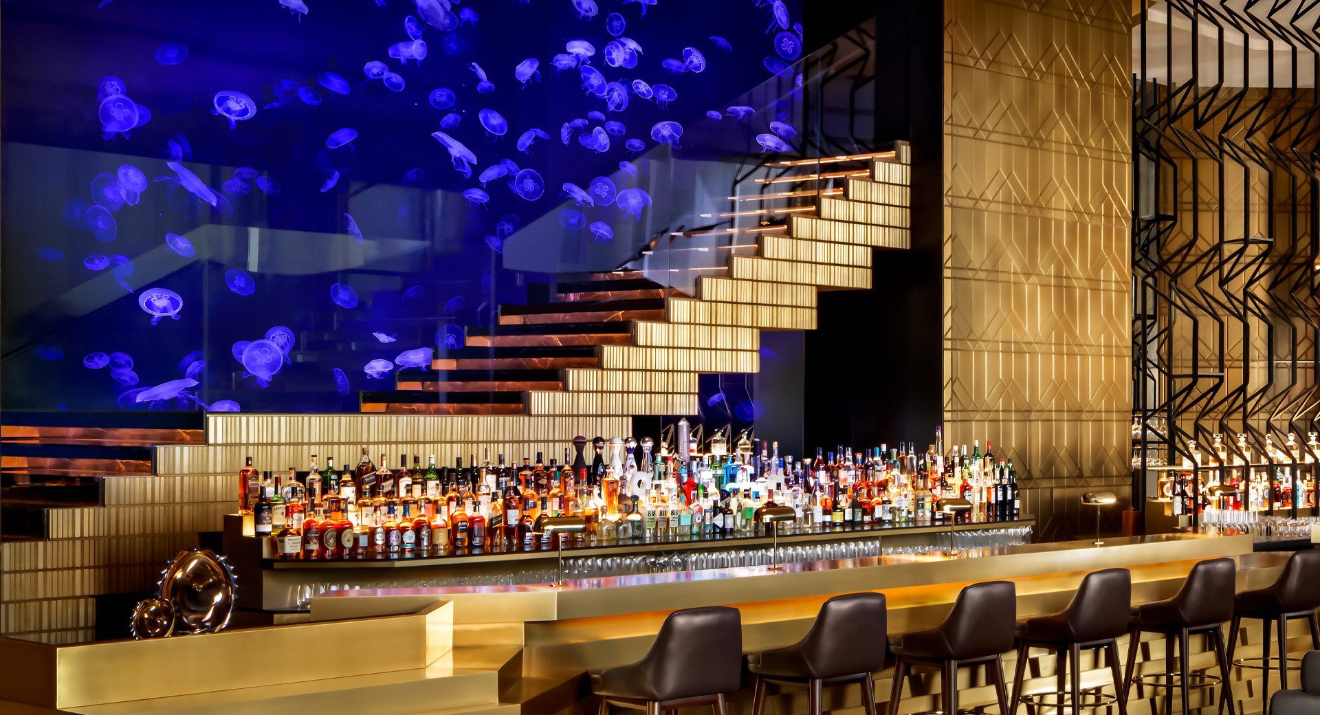 TRENDS-Experience-Design-Resonant-Bar