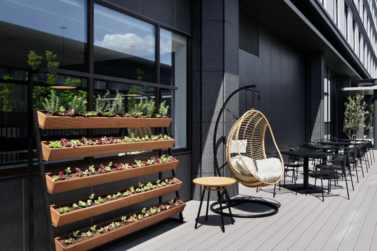 JW_OSAJW_JW_Garden_01