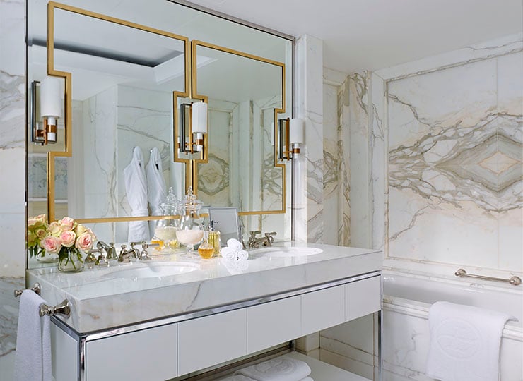 Observatory-Suite-Master-Bathroom-COLUMN-LS