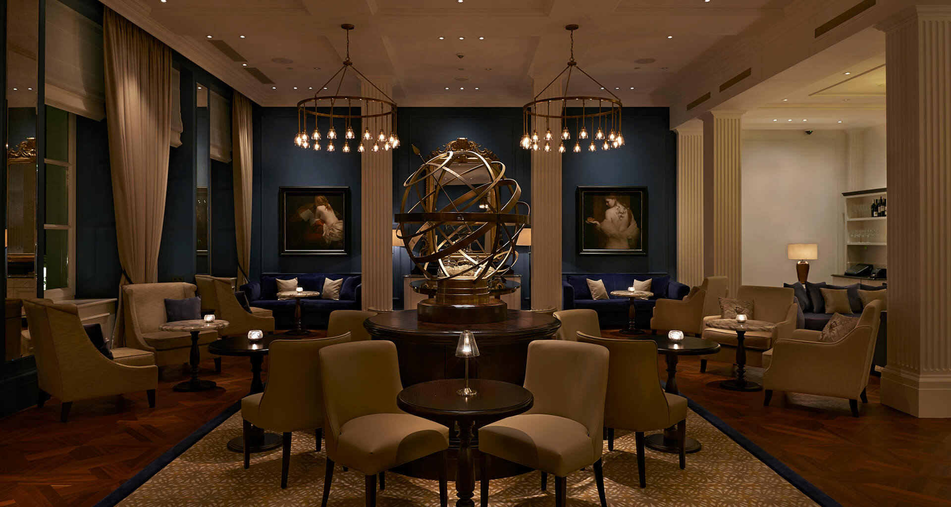 Waldorf-Astoria-Amsterdam-Peacock-Ally-night-FB-desktop