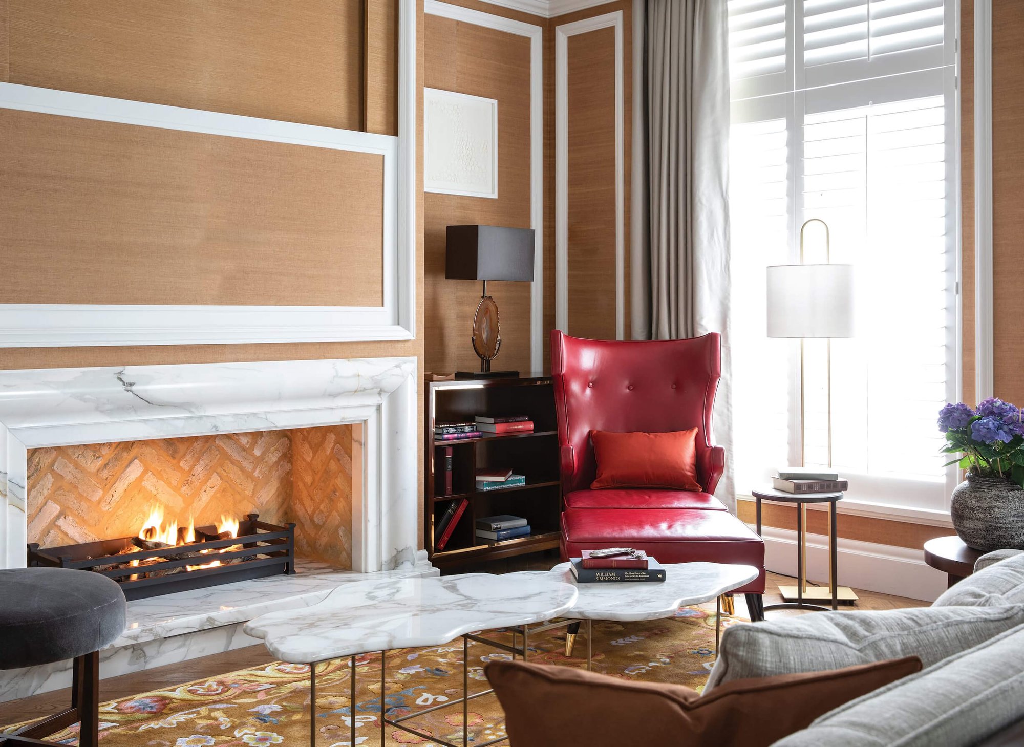 cad-acc-suite-royal-suite-living-room02_COLUMN-LS