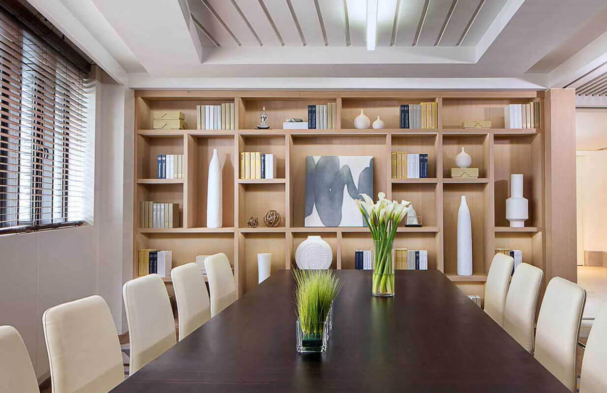 voyager-lounge-meeting-room-article