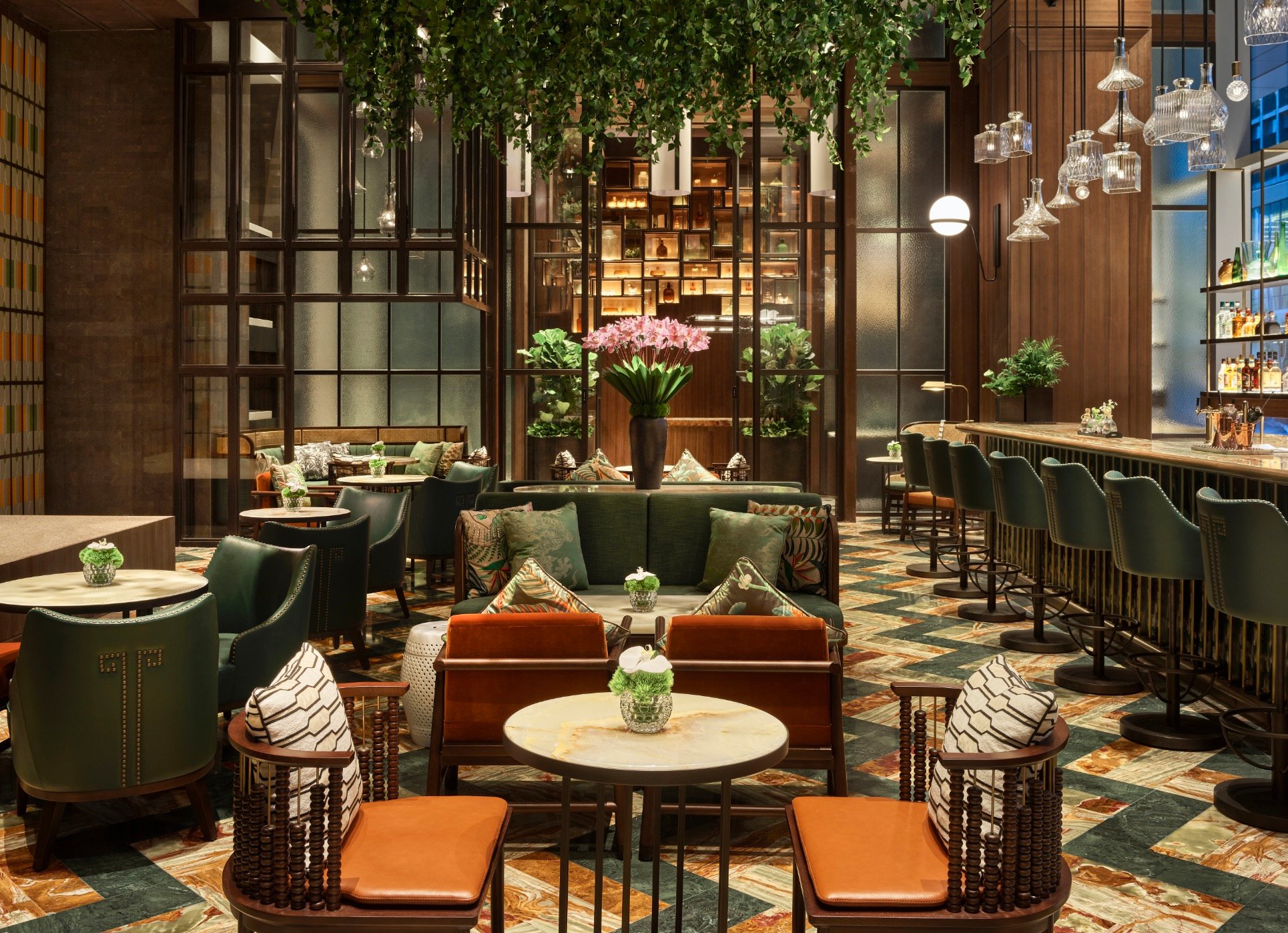 Shangri La - QT Bar
